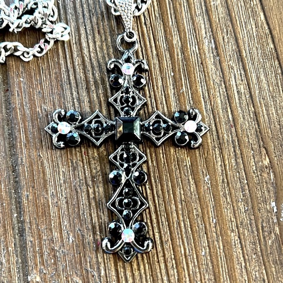 Beautiful Long Black CROSS on gun metal chain. Christian, grunge jewelry - Picture 2 of 3